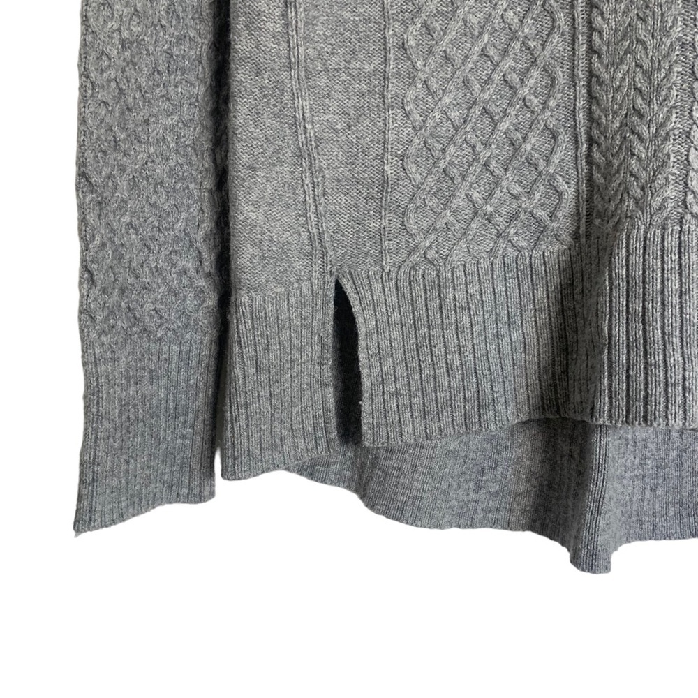Banana Republic Women's Cable Knit Wool Blend Sweater Gray Size Small Petite - Picture 3 of 9
